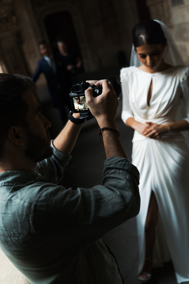 Preparativos de una novia antes de la ceremonia